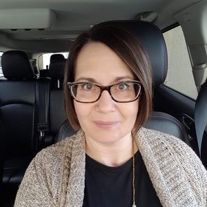 Meet your Posher, Lea